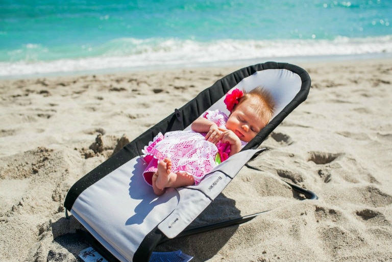 Fisher Price papasan cradle swing