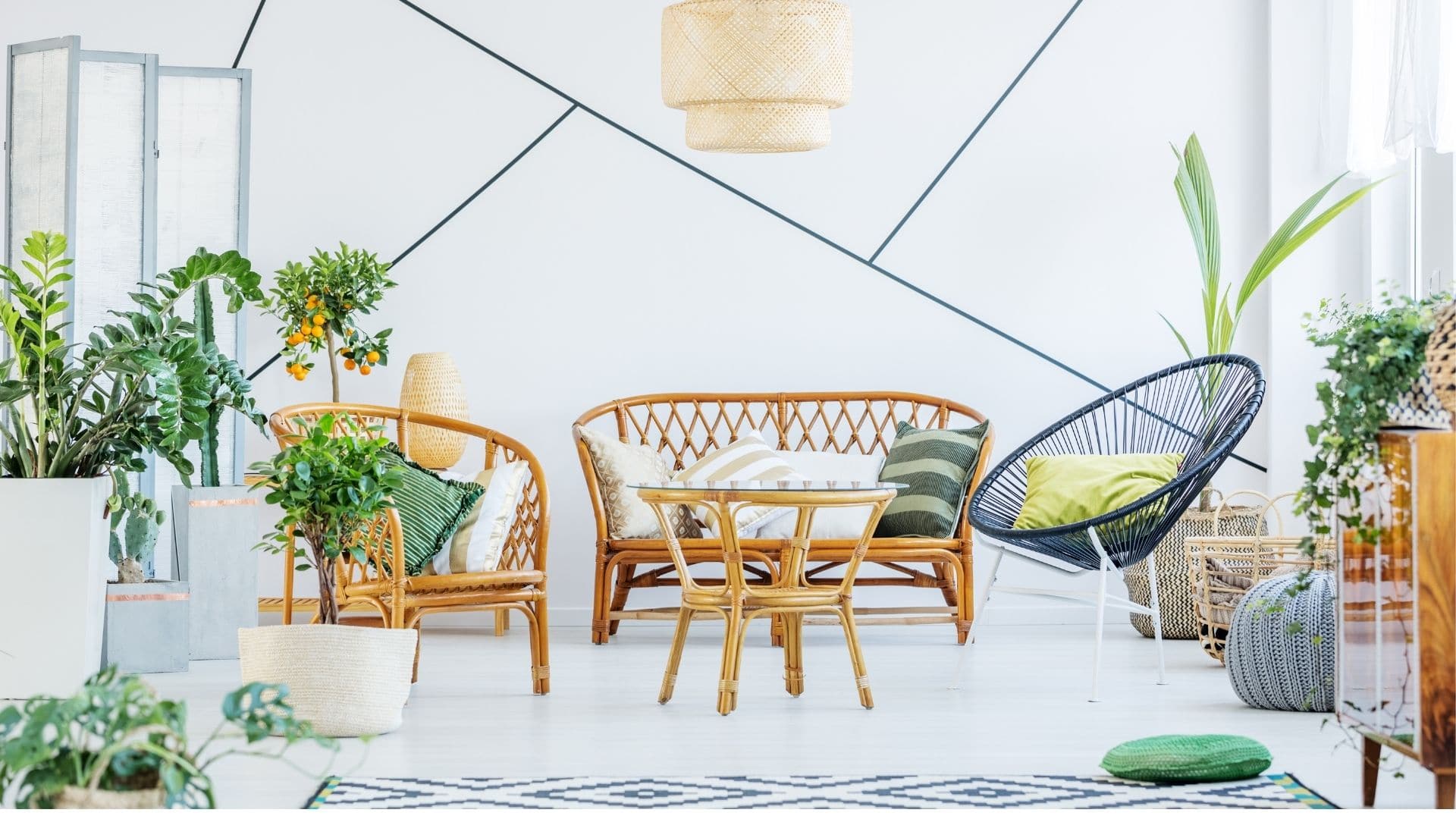 What are the rattan chair advantages?