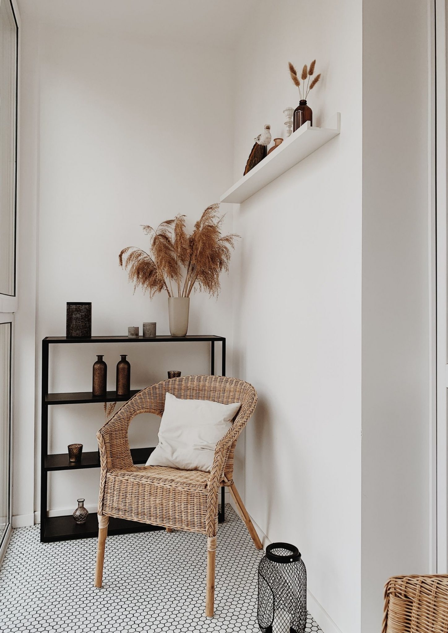 What are the rattan chair advantages?