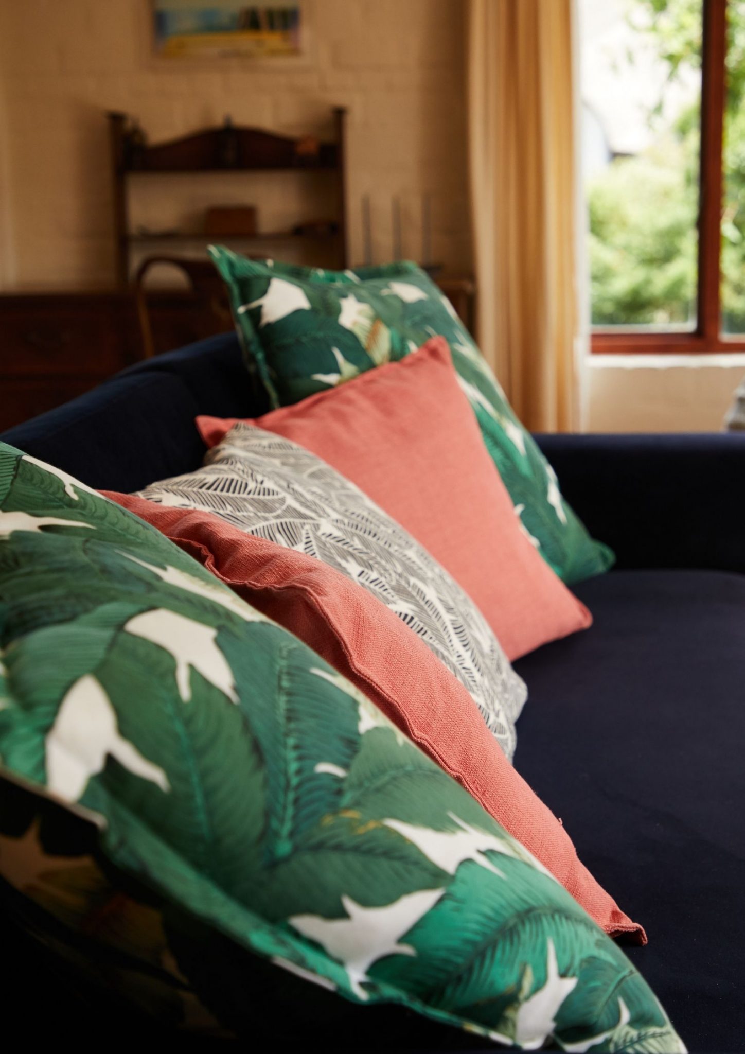 How to Wash a Papasan Chair Cushion?