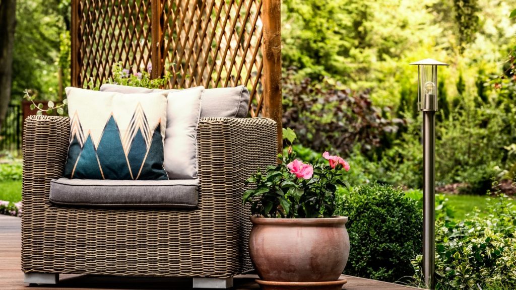 Papasan Chair Frame Resin Wicker VS Natural Rattan