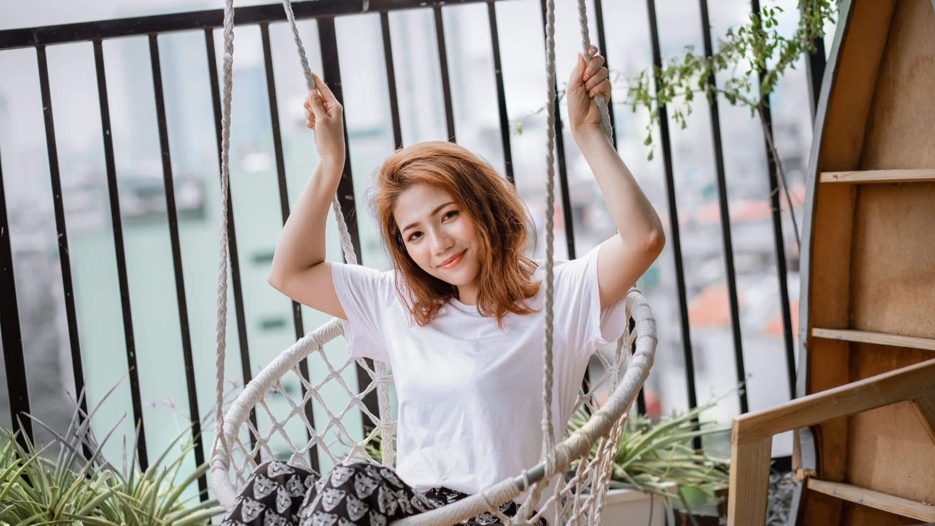 How To Hang An Egg Chair?