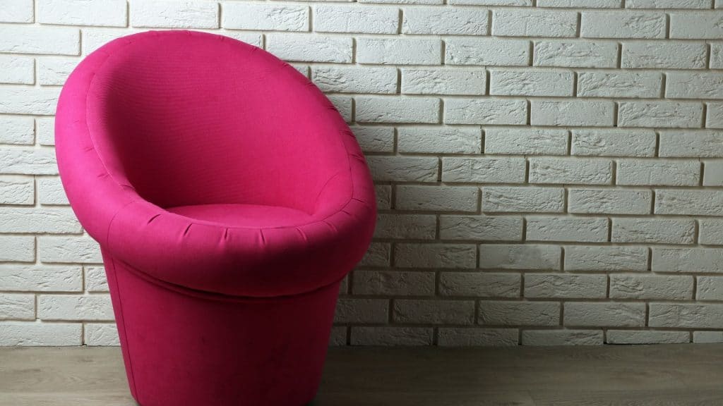 What is an egg pod chair